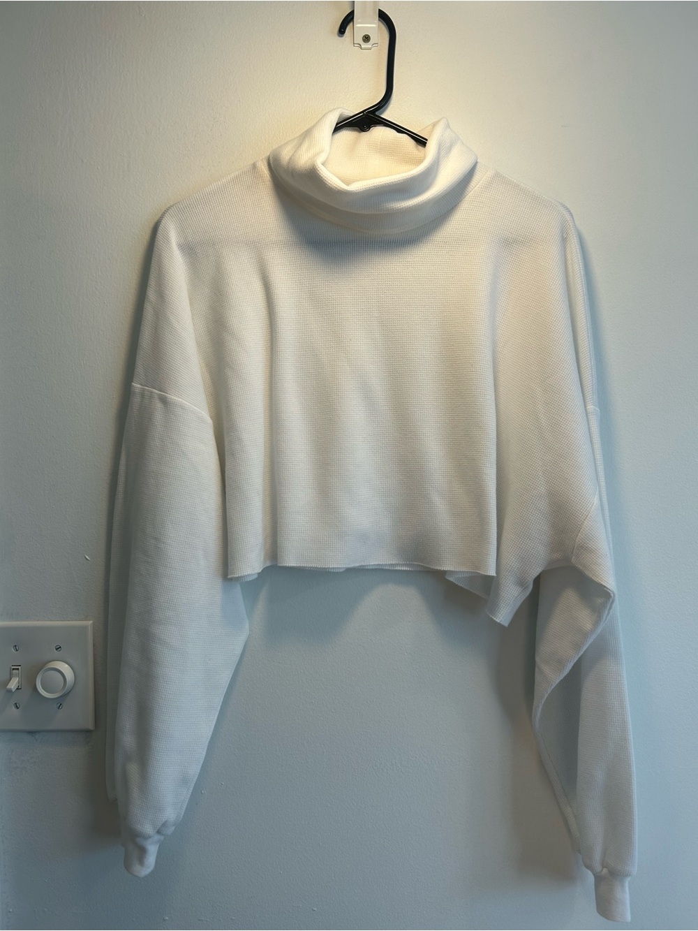 Aritzia Sunday Best Cropped White Turtleneck Sweater
